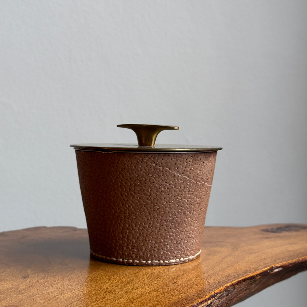 A vintage 1950s humidor by Carl Auböck, crafted in Vienna, Austria. This piece reflects mid-century modern design and Austrian craftsmanship.