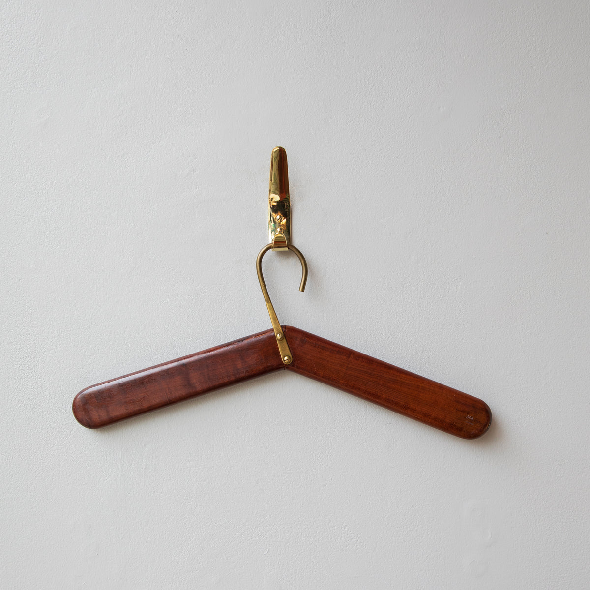 Vintage Walnut Hanger / Mod. 4650 / Carl Auböck