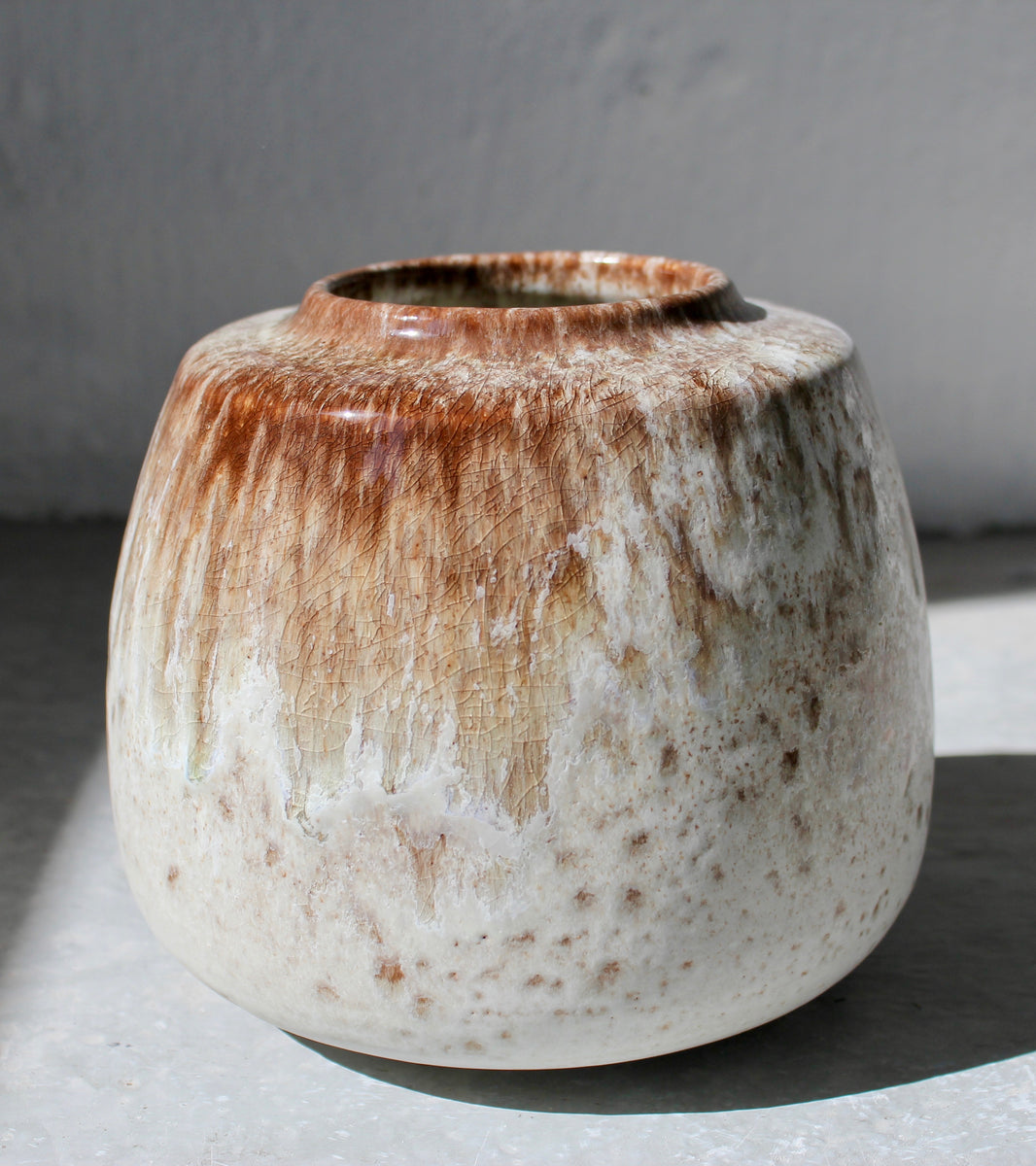 Squat Short Necked Flask <br> White & Mauve Glaze